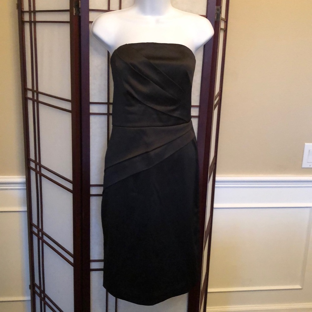 White House Black Market strapless satin dress